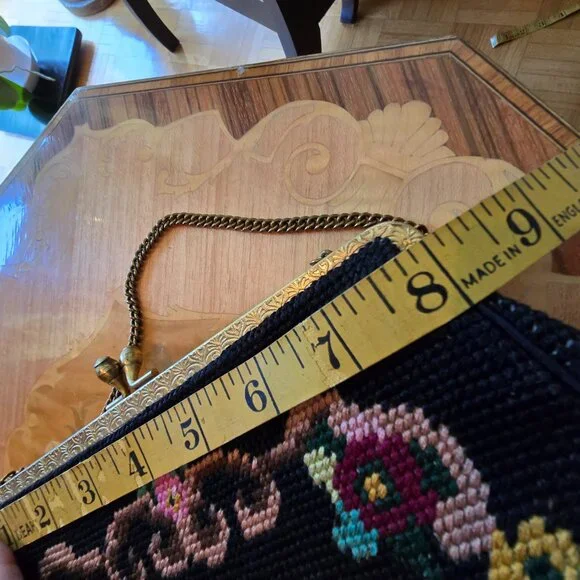 Vintage Black & Floral Needlepoint / Tapestry Bag with Gold Embossed Metal Hardw - Picture 11 of 14